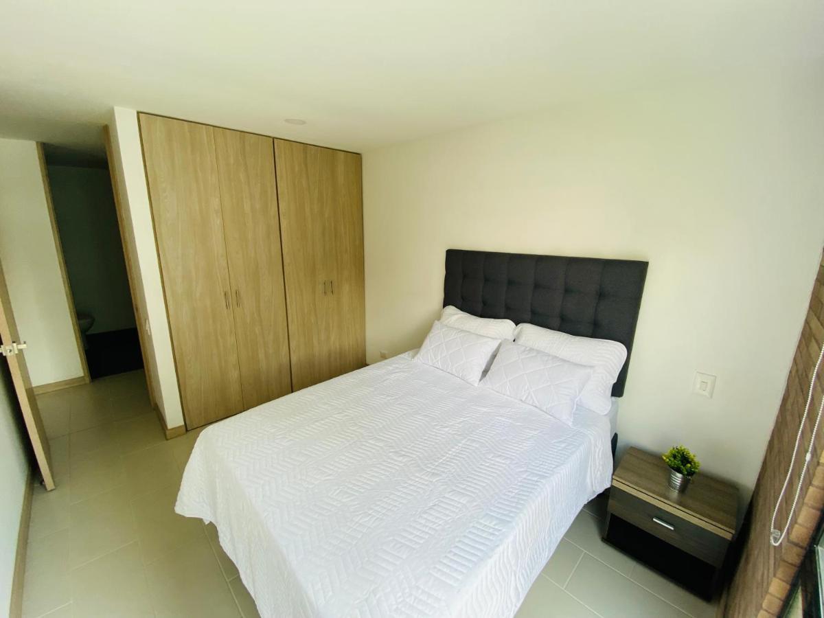 Apartamento Lauret En Laureles Medellín Extérieur photo